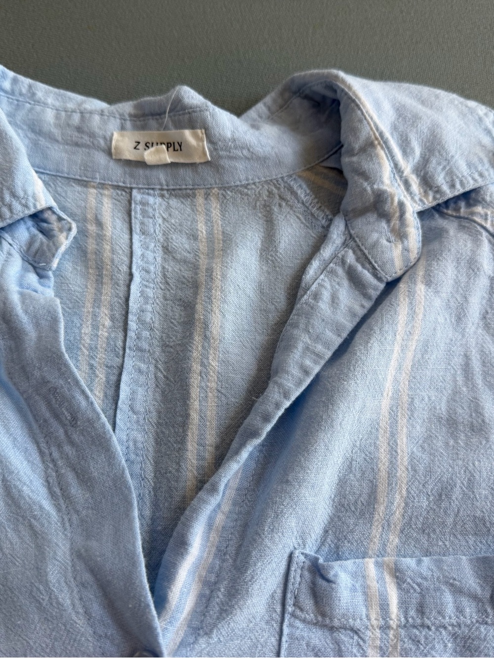 Z Supply Light Blue Striped Women's linen Button-Down Shirt size small - Picture 3 of 3
